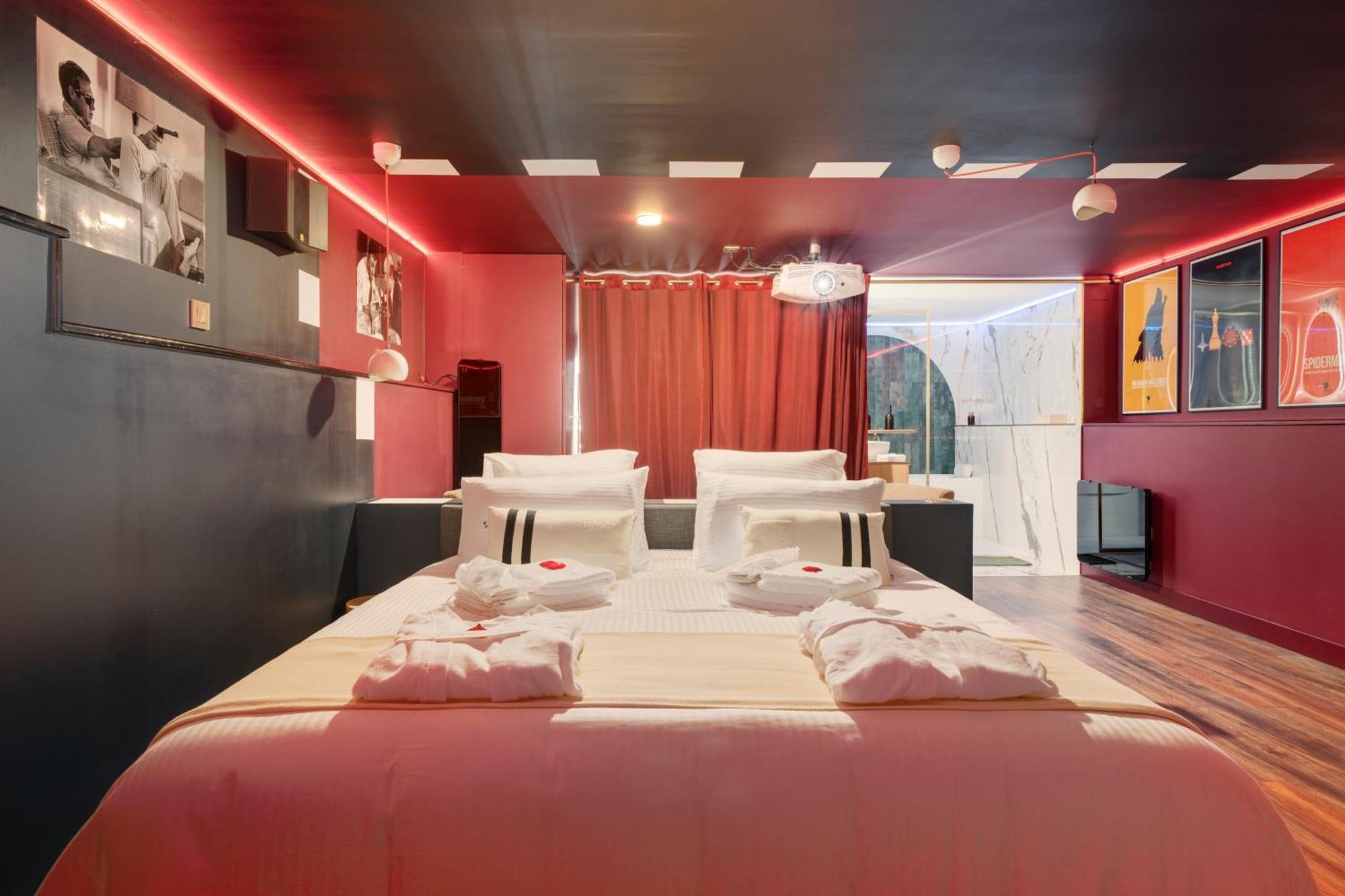 Cinema Room Haut De Gamme Avec Balneotherapie Nancy Luaran gambar