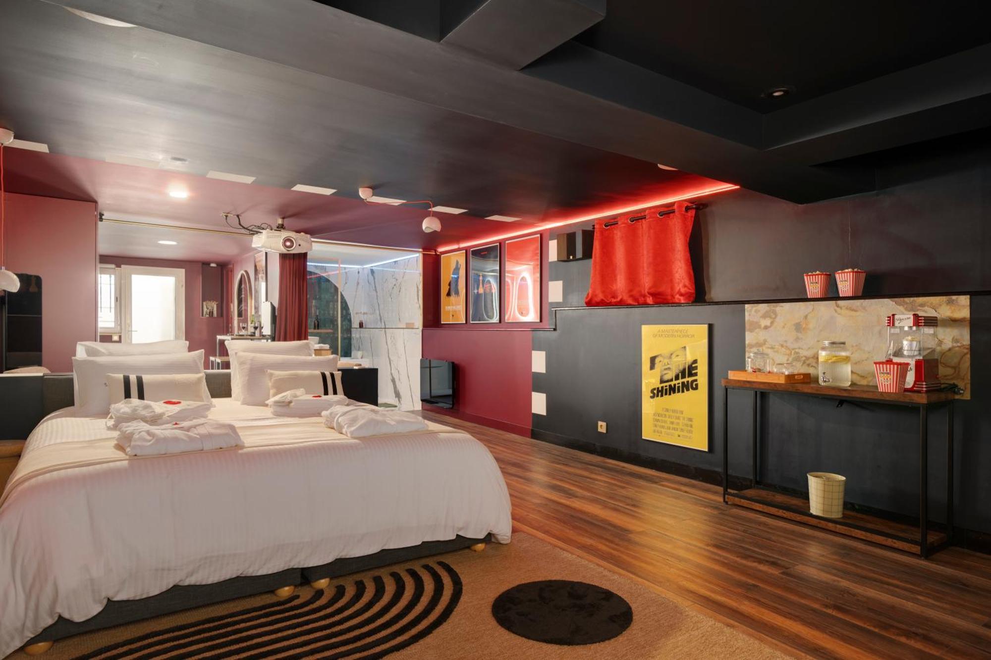 Cinema Room Haut De Gamme Avec Balneotherapie Nancy Luaran gambar